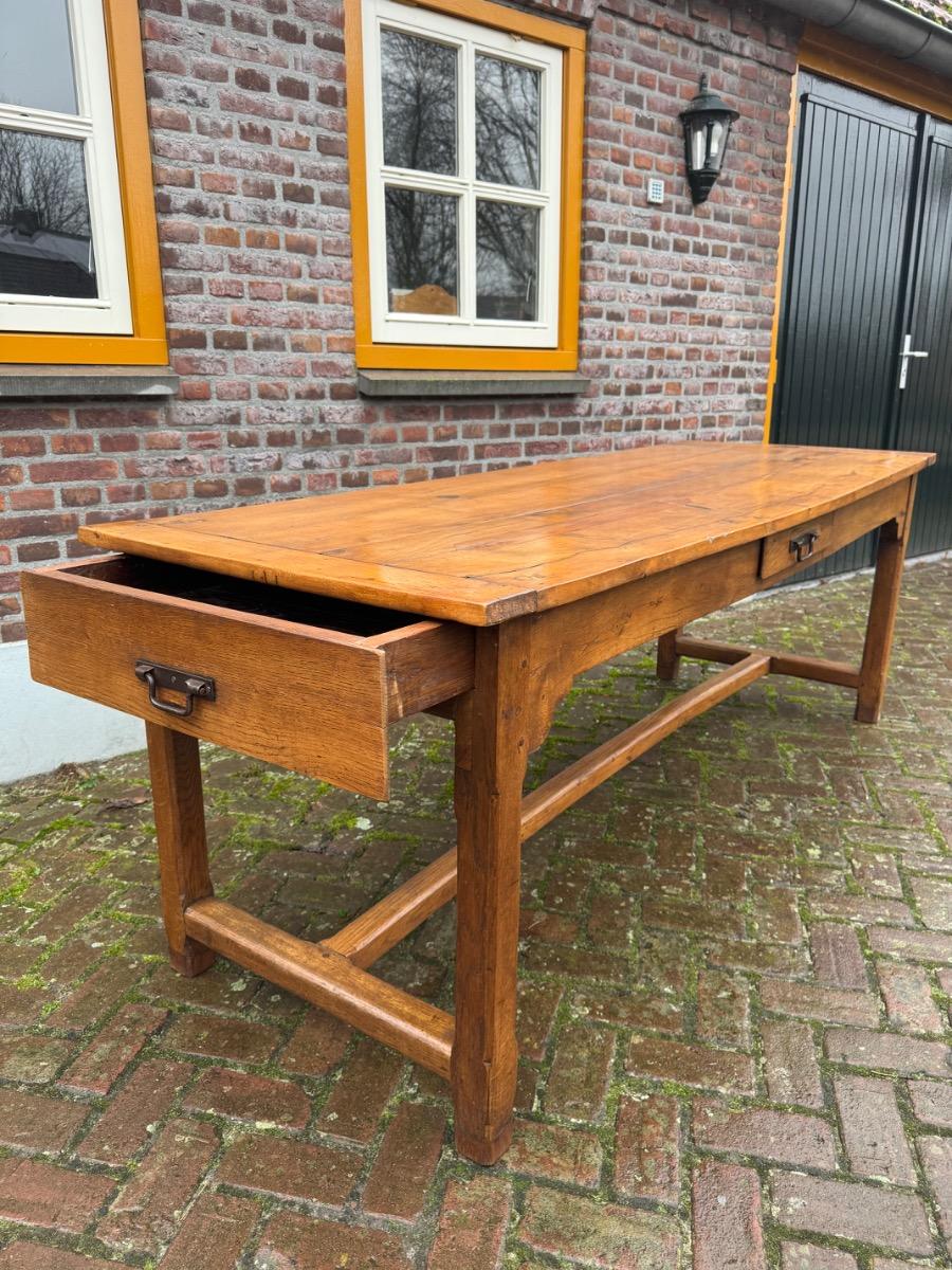 Antieke Franse eettafel boerentafel 