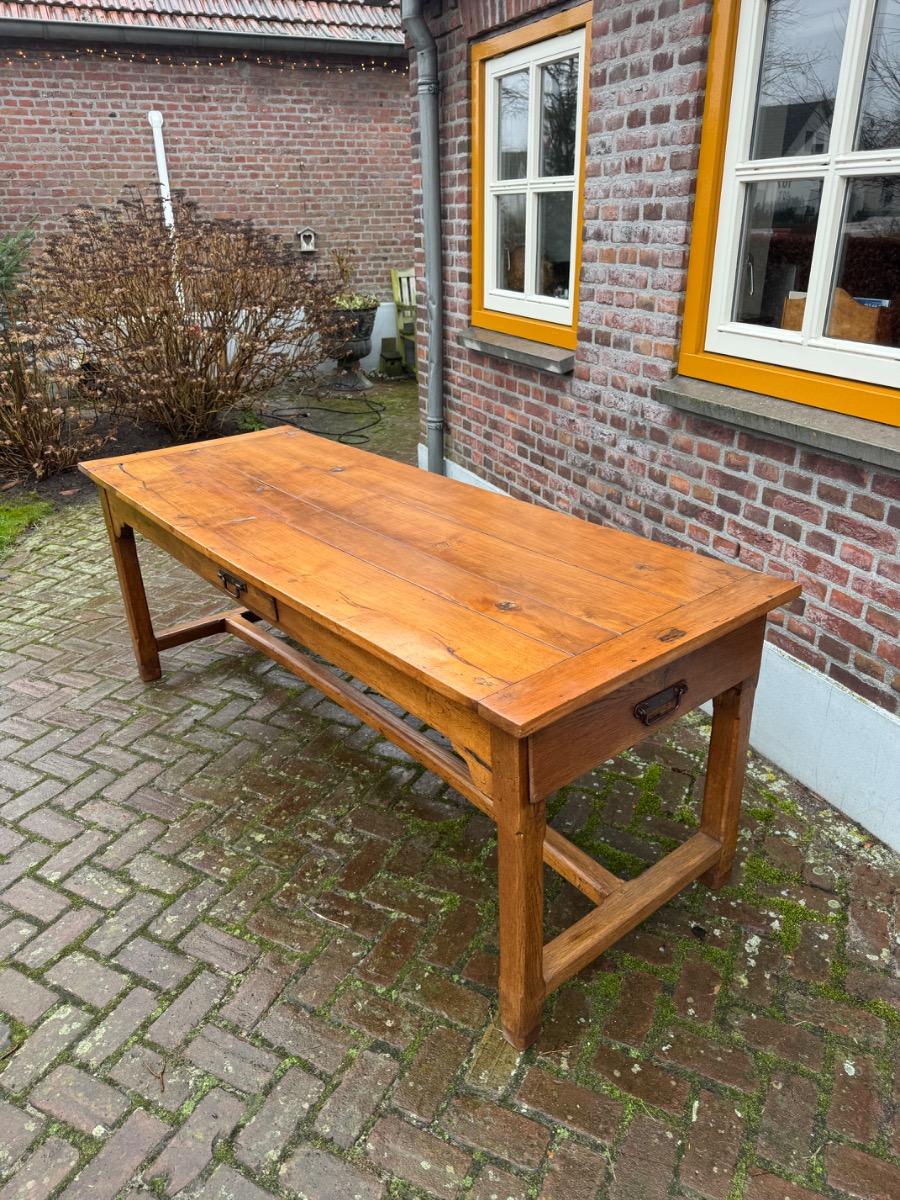 Antieke Franse eettafel boerentafel 