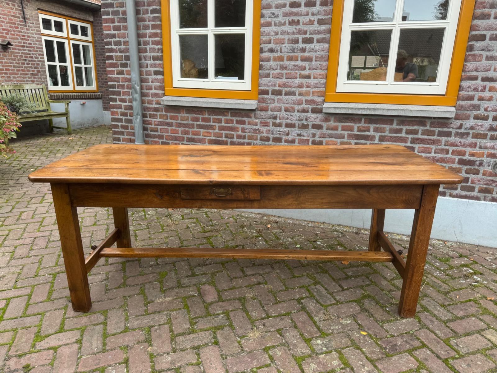 Antieke Franse eettafel tafel boerentafel 