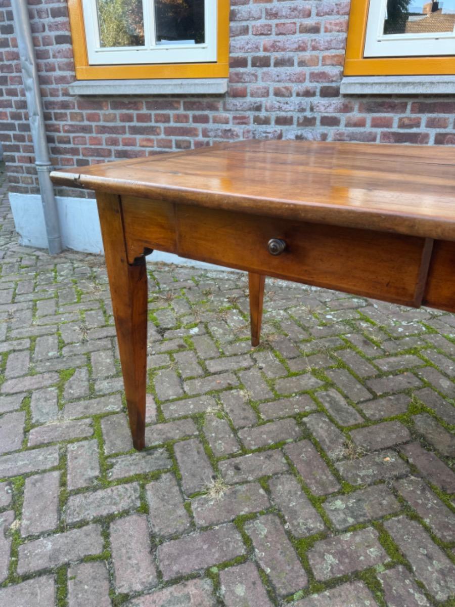 Antieke Franse eettafel tafel boerentafel 