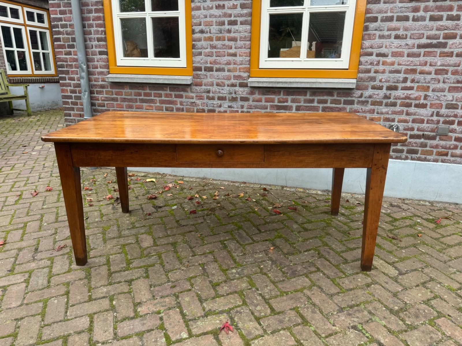 Antieke Franse eettafel tafel boerentafel 