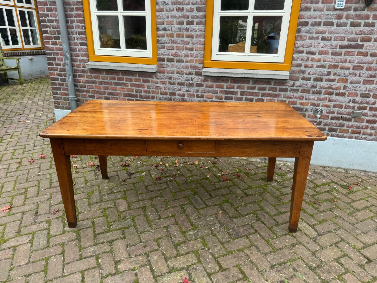 Antieke Franse eettafel tafel boerentafel 