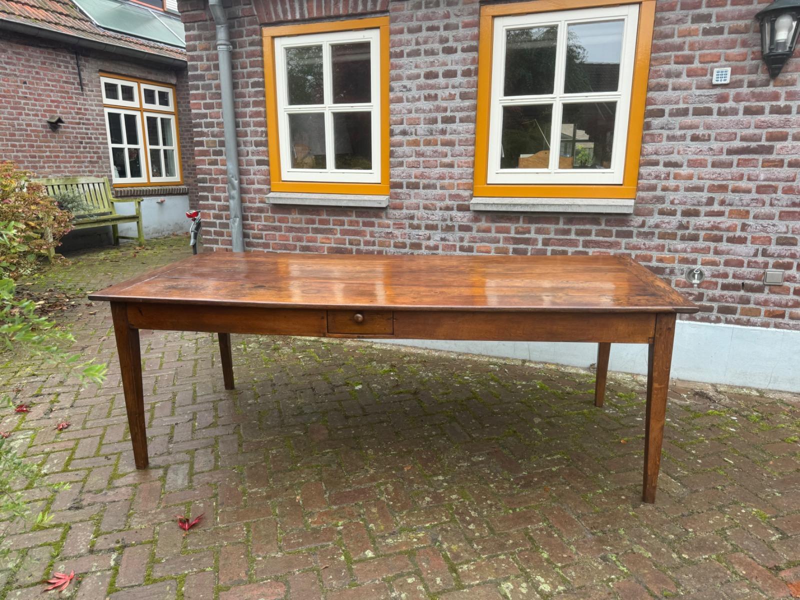 Antieke Franse eettafel tafel boerentafel 