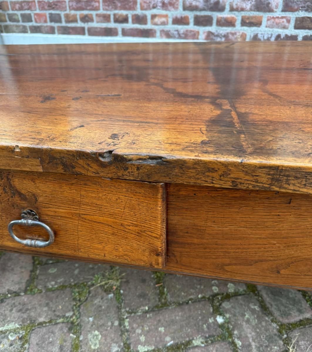 Antieke Franse salontafel 