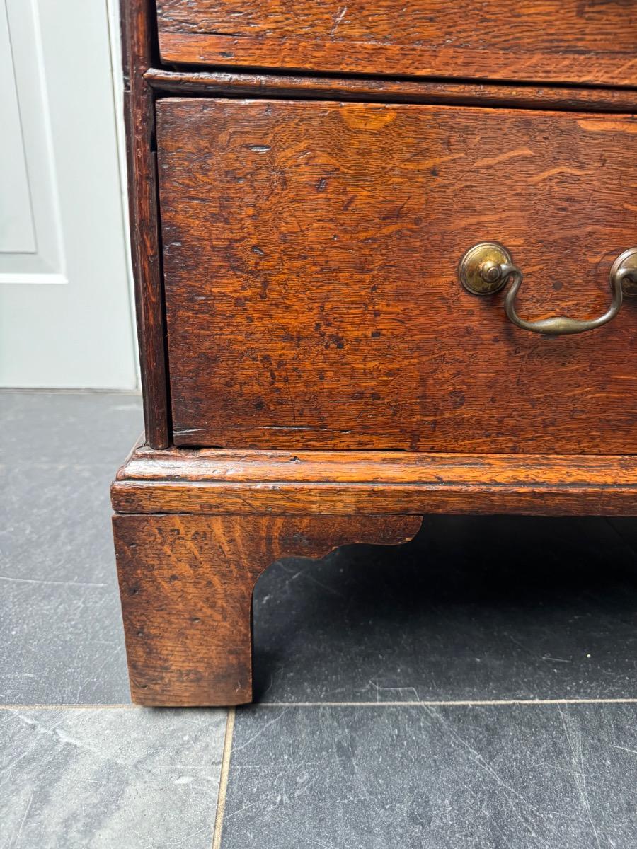 Bureau ca 1740 in oak (F15)