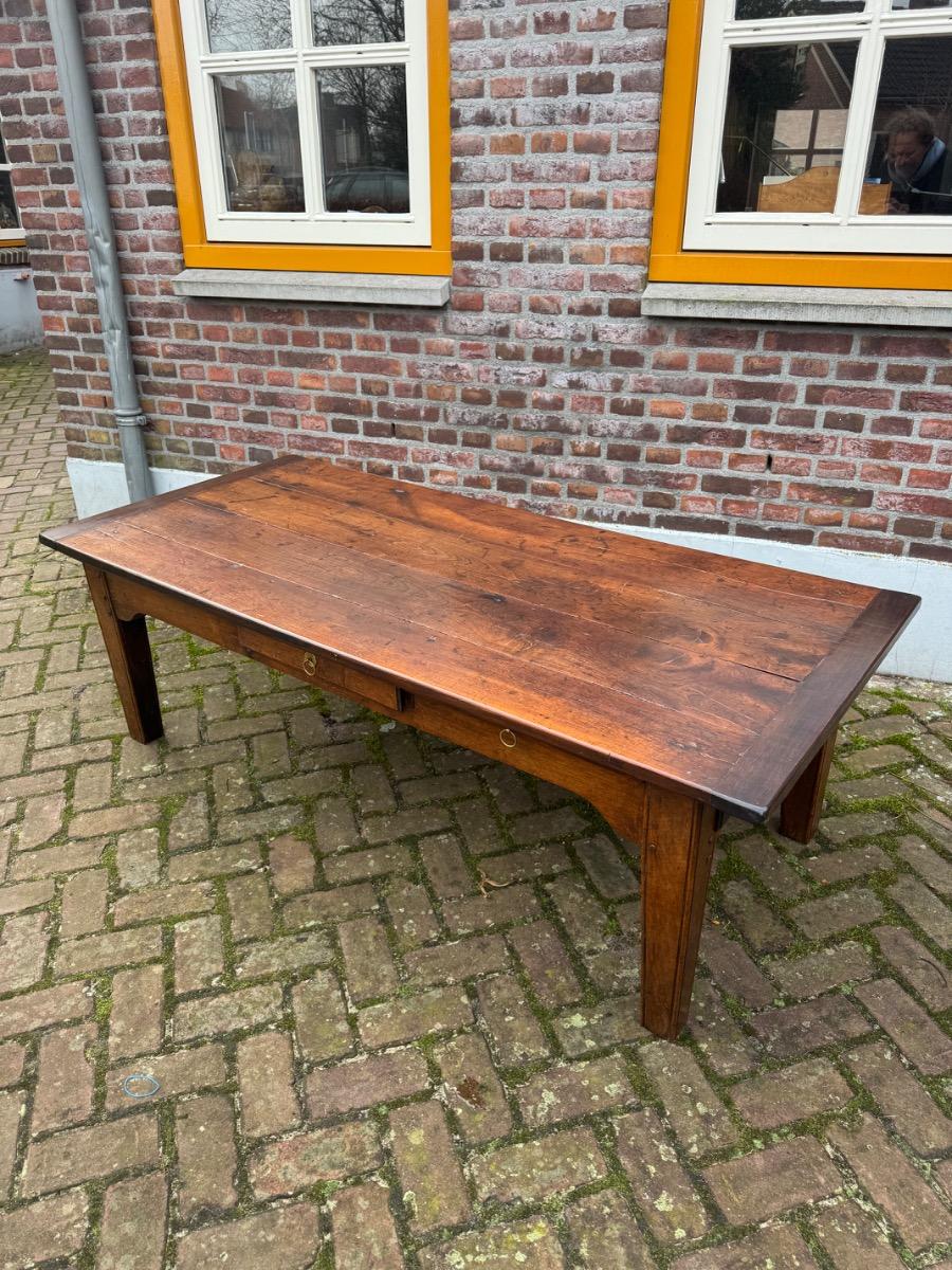 Coffee table ca 1800 chestnut (T7)