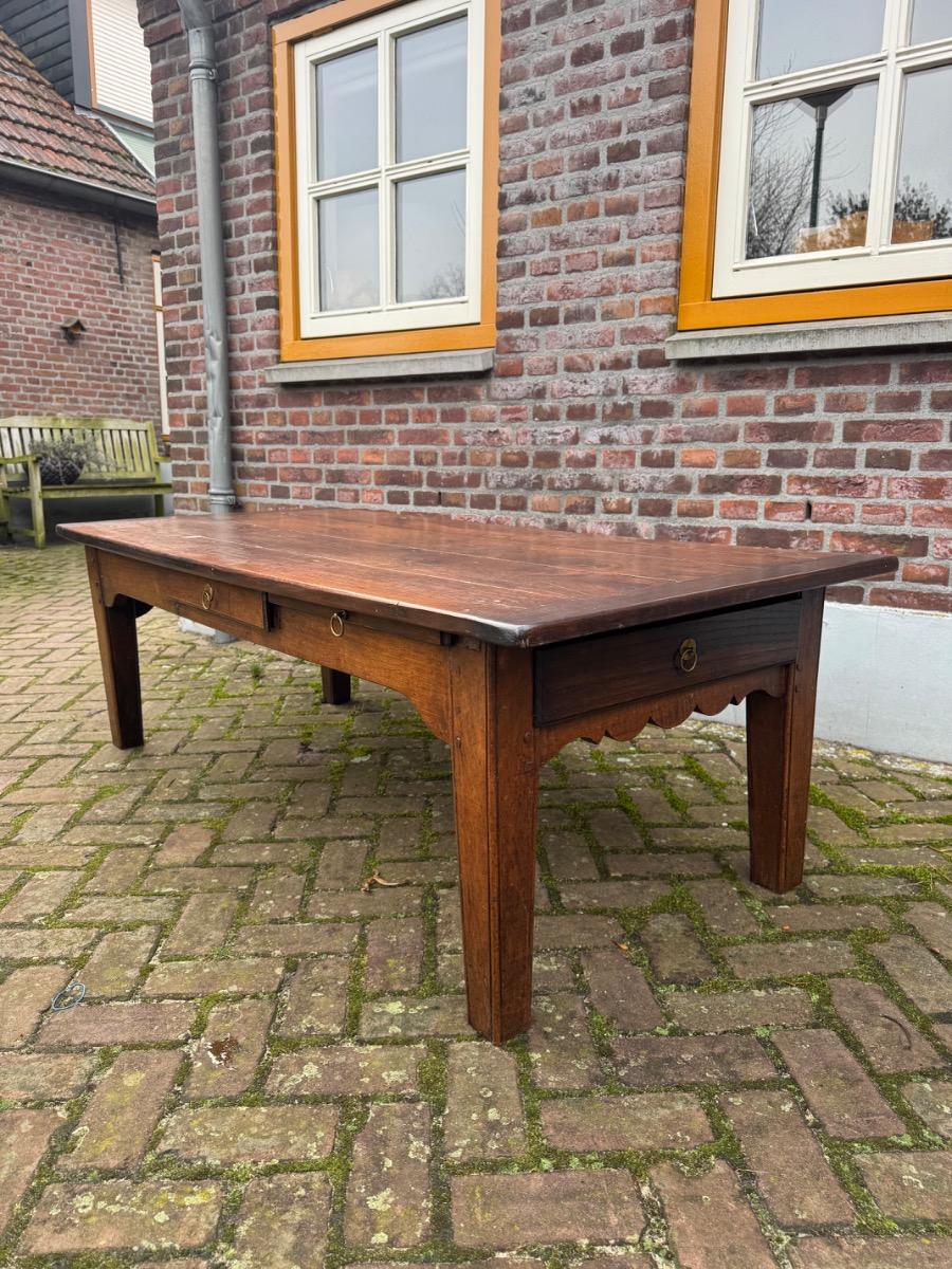 Coffee table ca 1800 chestnut (T7)