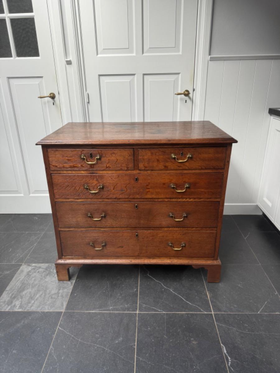 Georgian commode ladekast ca 1780