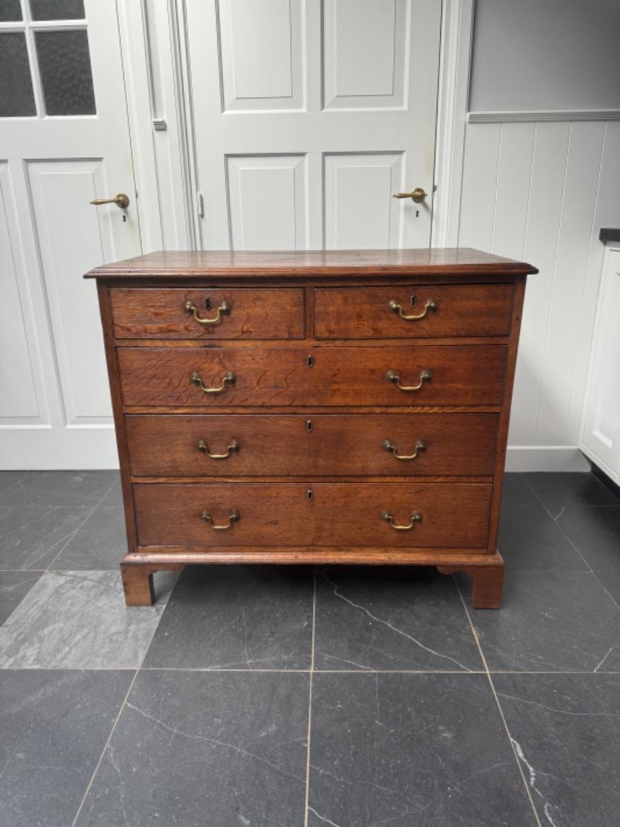 Georgian commode ladekast ca 1780