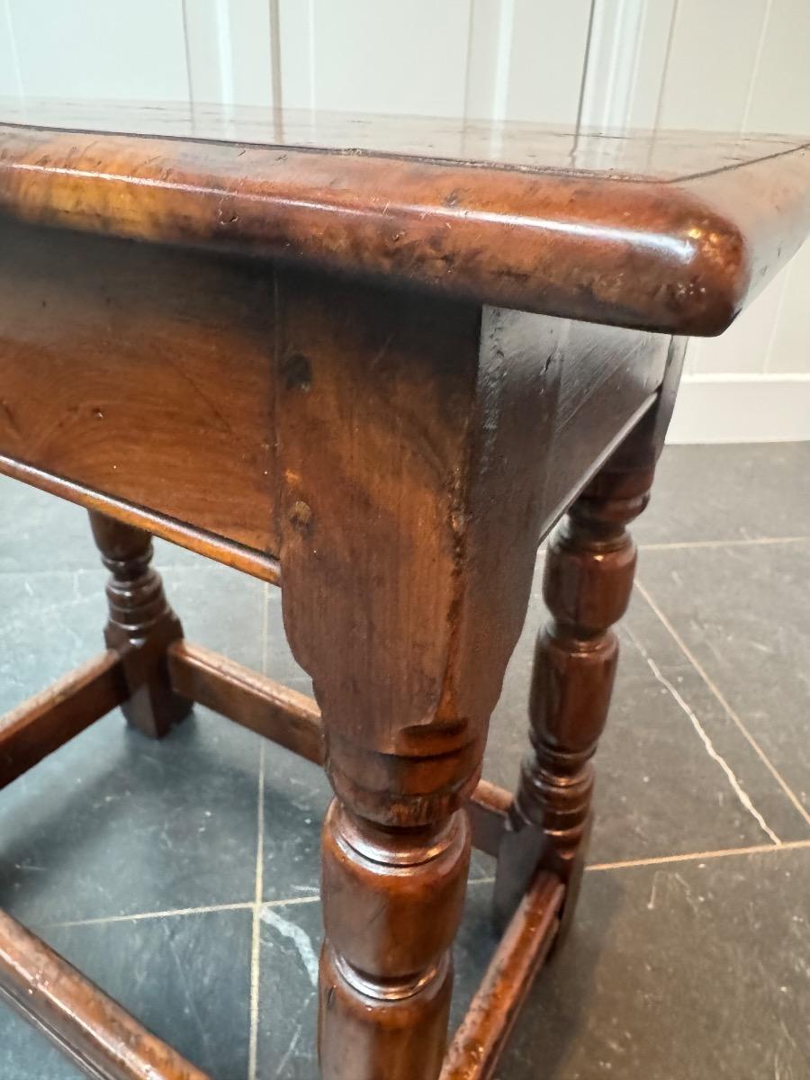 Joint stool 19th century in yew wood