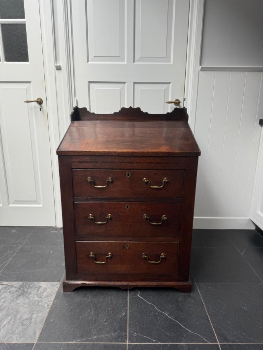 Ladekast commode ca 1780