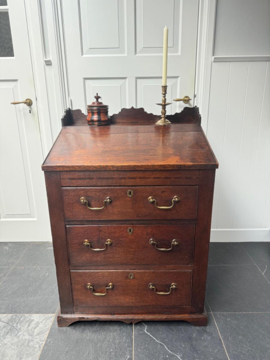 Ladekast commode ca 1780