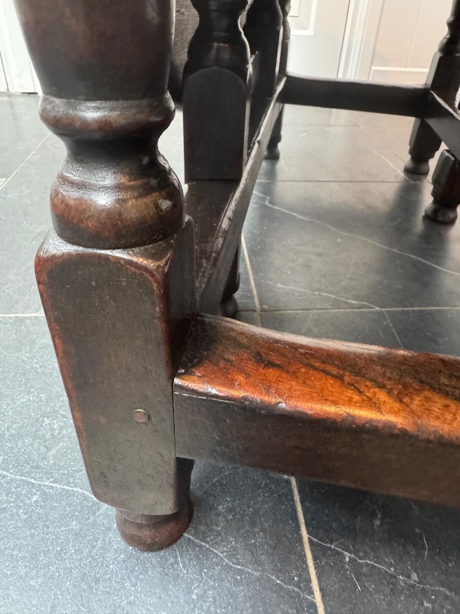 Oak Gateleg table ca 1720