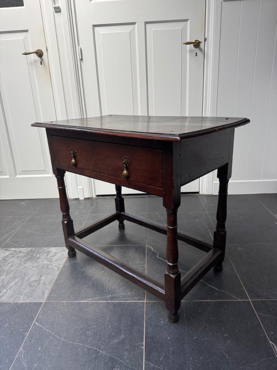 Small side table ca 1700