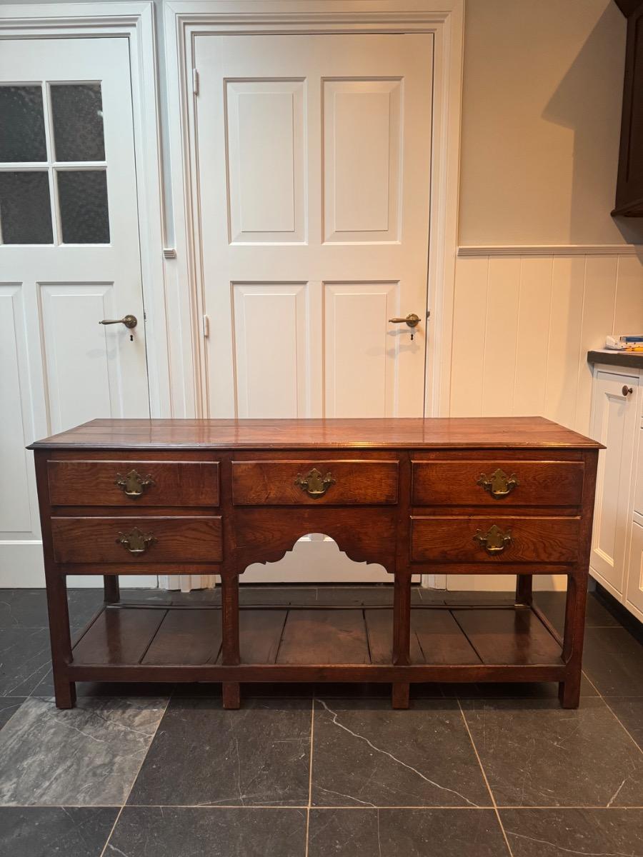 Small size potboard Dresser ca 1780