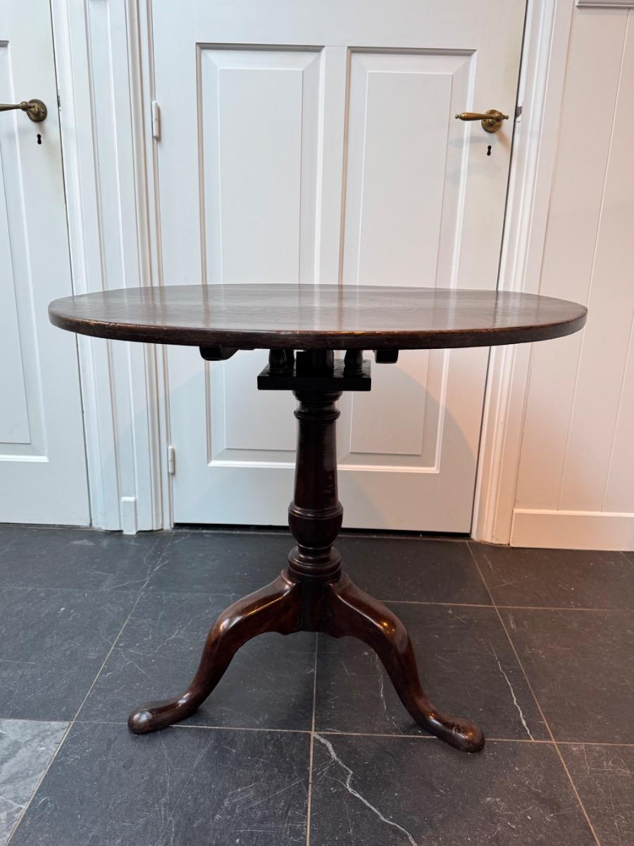 Tilttop table with birdcage ca 1780 (S24)